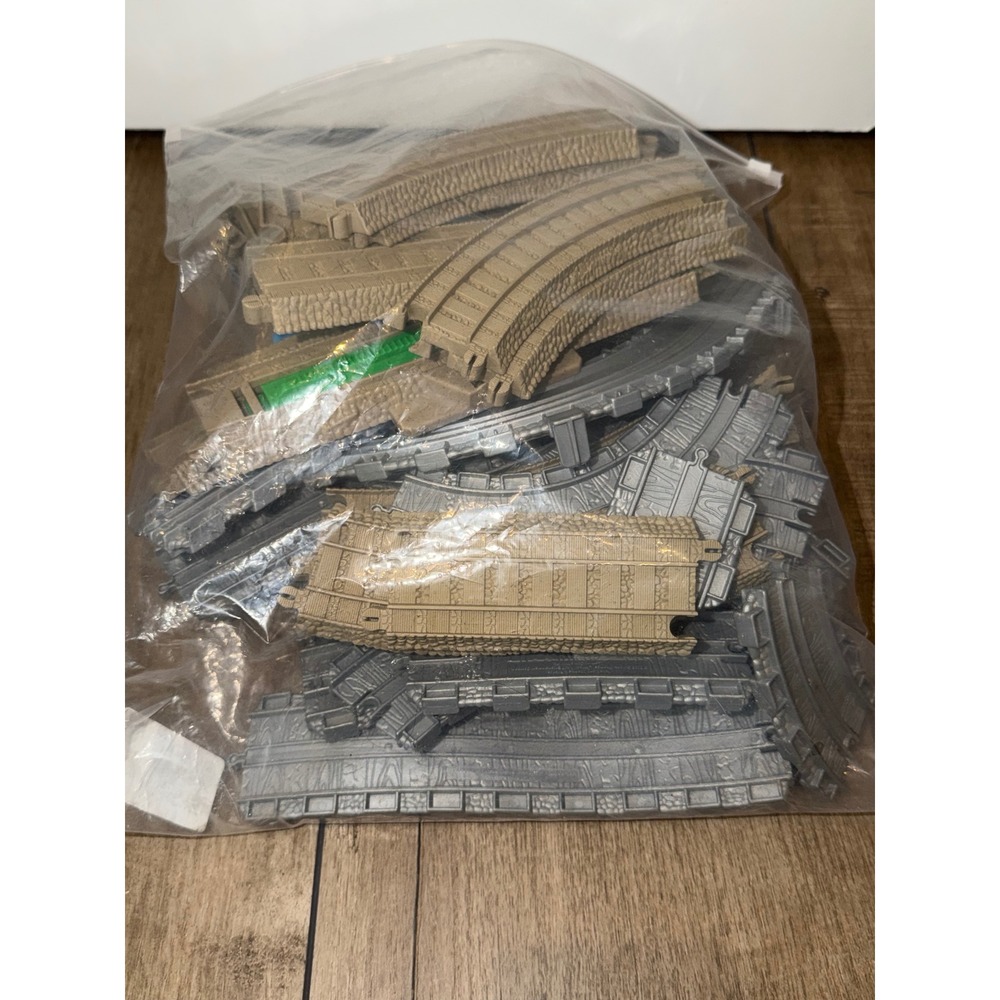 Thomas & Friends TrackMaster Train Track Lot with Thomas Engine Tan Gray